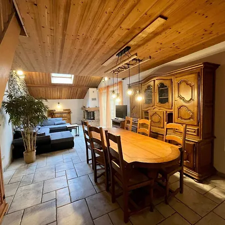 Apartment 14 Personnes Avec Balcon Et Terrasse Au Coeur De Lanslebourg, Proche Commerces - Fr-1-508-258 *
