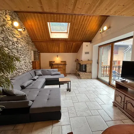 14 Personnes Avec Balcon Et Terrasse Au Coeur De Lanslebourg, Proche Commerces - Fr-1-508-258 Apartment