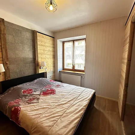 14 Personnes Avec Balcon Et Terrasse Au Coeur De Lanslebourg, Proche Commerces - Fr-1-508-258 * Val Cenis